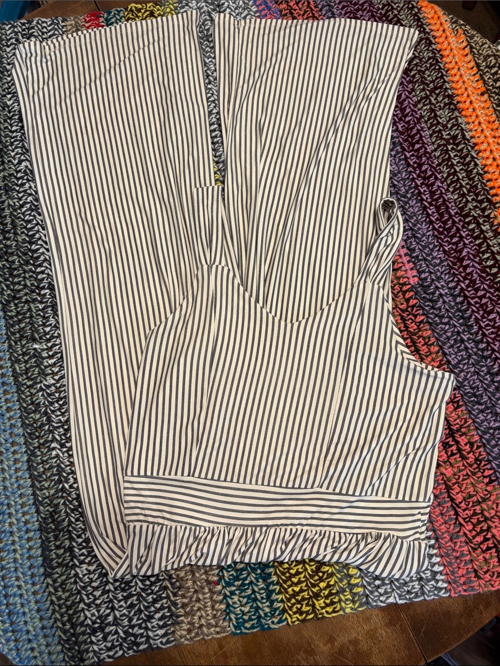Striped Cream and Black Sleeveless Jumpsuit by Emily Daniels Sz L - Picture 4 of 10